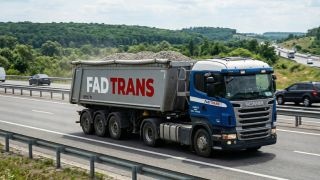 Перевезення навалювальних вантажів по Україні та Європі фото